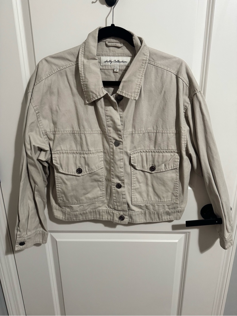 Sebby Collection Cropped Utility Jacket in Light Beige